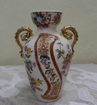 Porcelánová váza Porcelánová váza